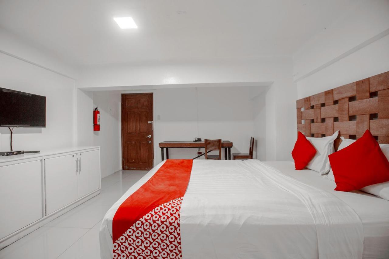 Hotel Super Oyo 134 The Bedstation Mandaluyong Exterior foto