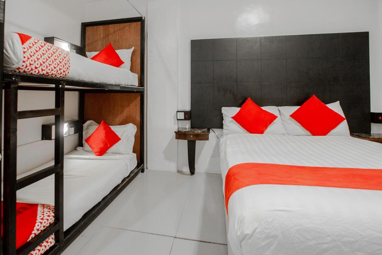 Hotel Super Oyo 134 The Bedstation Mandaluyong Exterior foto